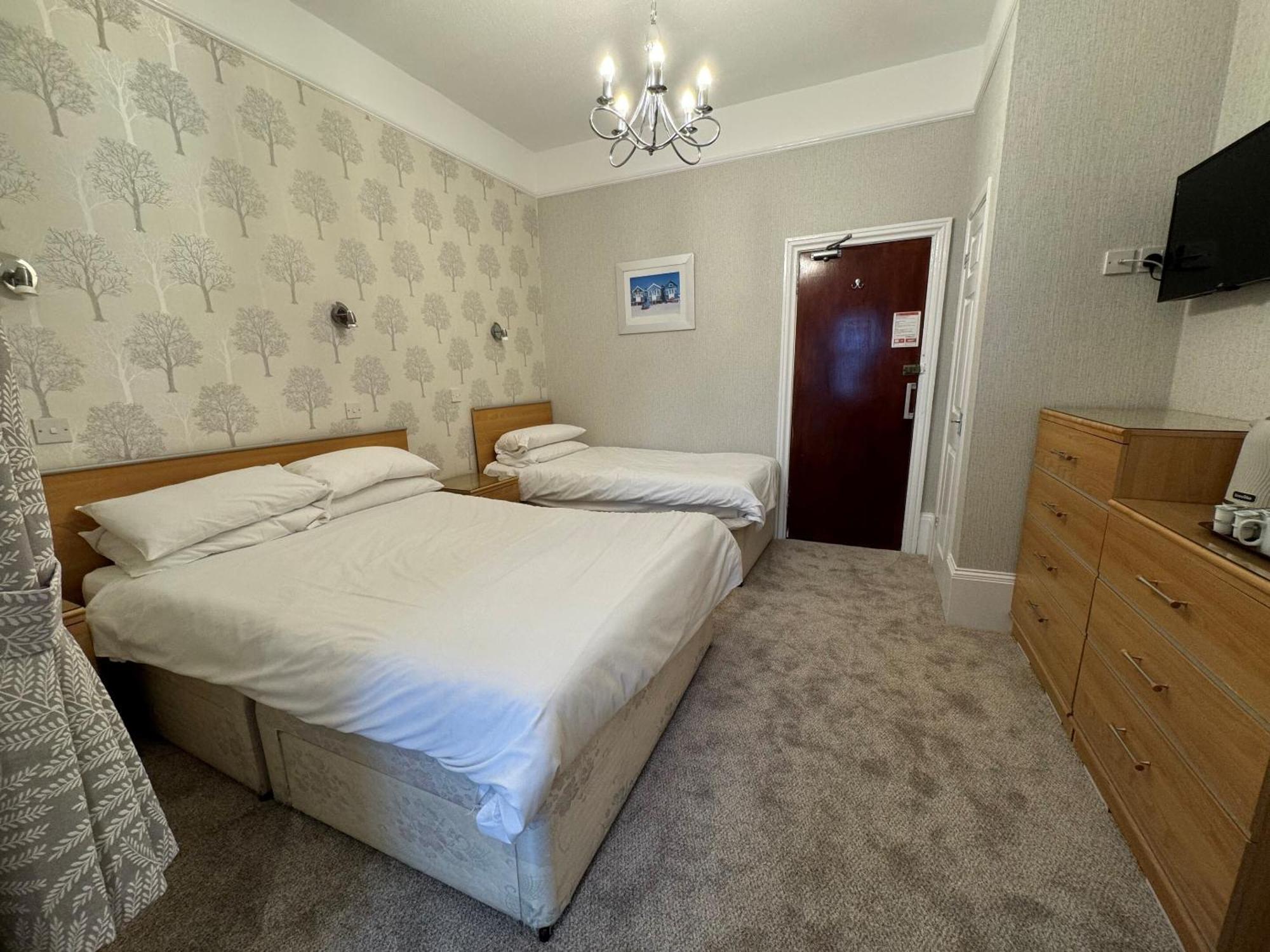 Haddon Hall Hotel Eastbourne Pokój zdjęcie