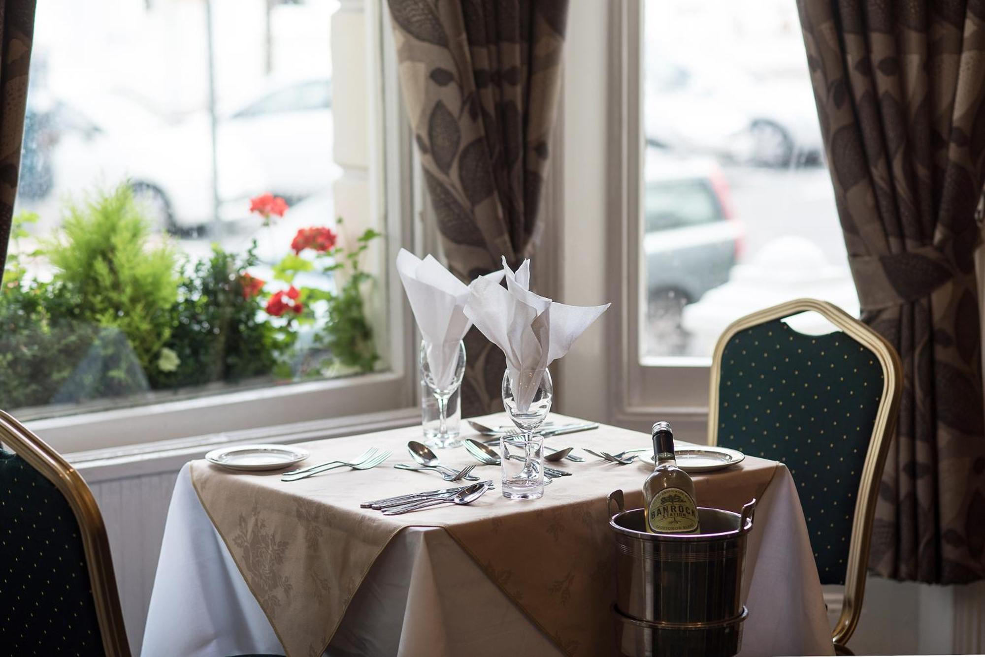 Haddon Hall Hotel Eastbourne Zewnętrze zdjęcie