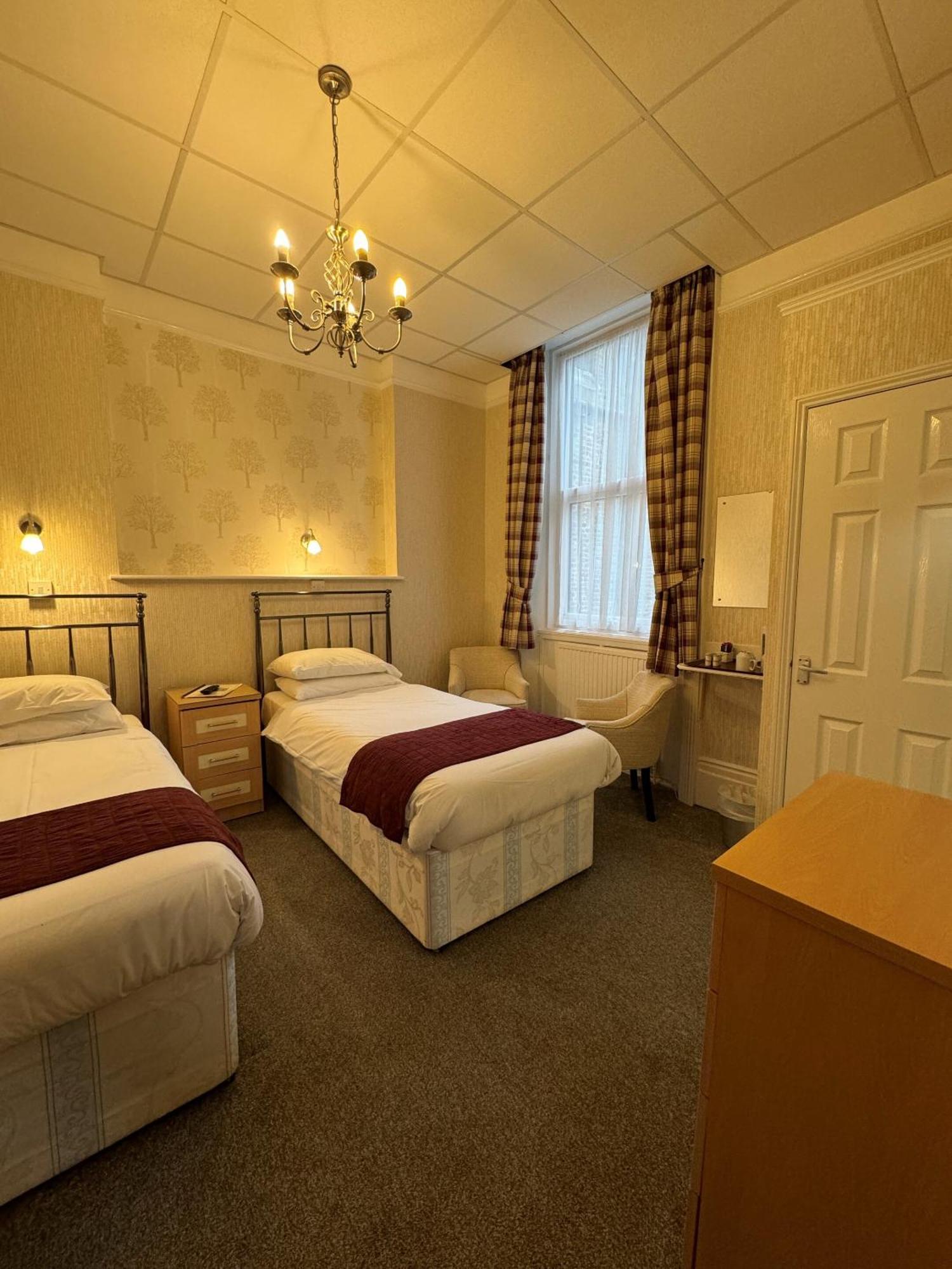 Haddon Hall Hotel Eastbourne Pokój zdjęcie