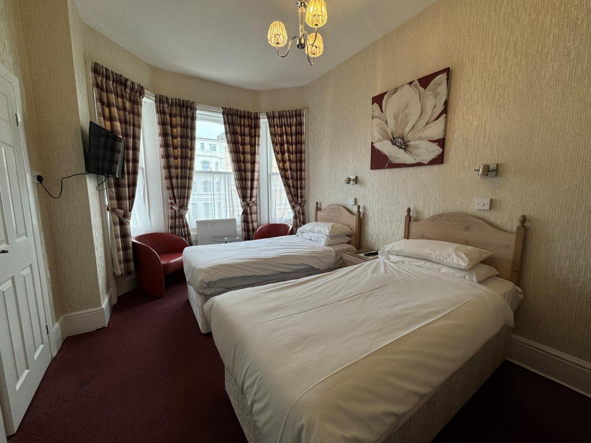 Haddon Hall Hotel Eastbourne Pokój zdjęcie